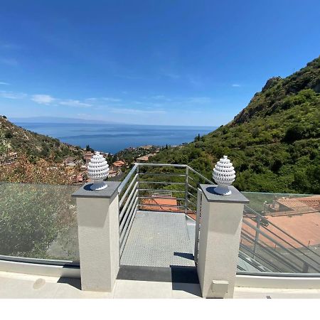 Suite Apartments Branco - Infinity Pool & Sea View - 5 Minuti Dal Centro Taormina Luaran gambar