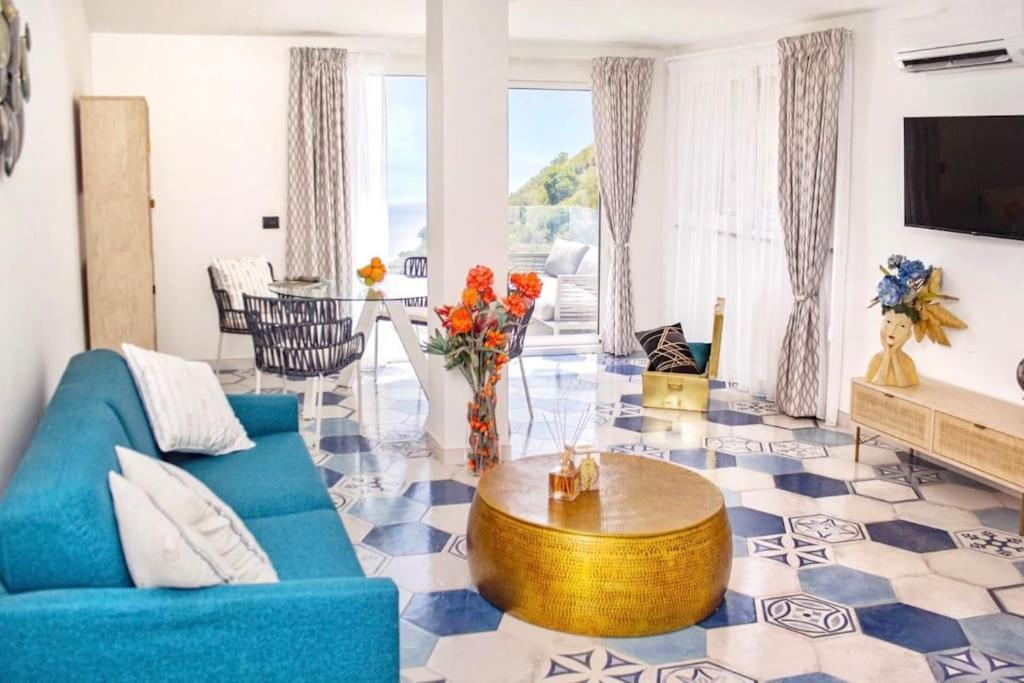 Suite Apartments Branco - Infinity Pool & Sea View - 5 Minuti Dal Centro Taormina Luaran gambar
