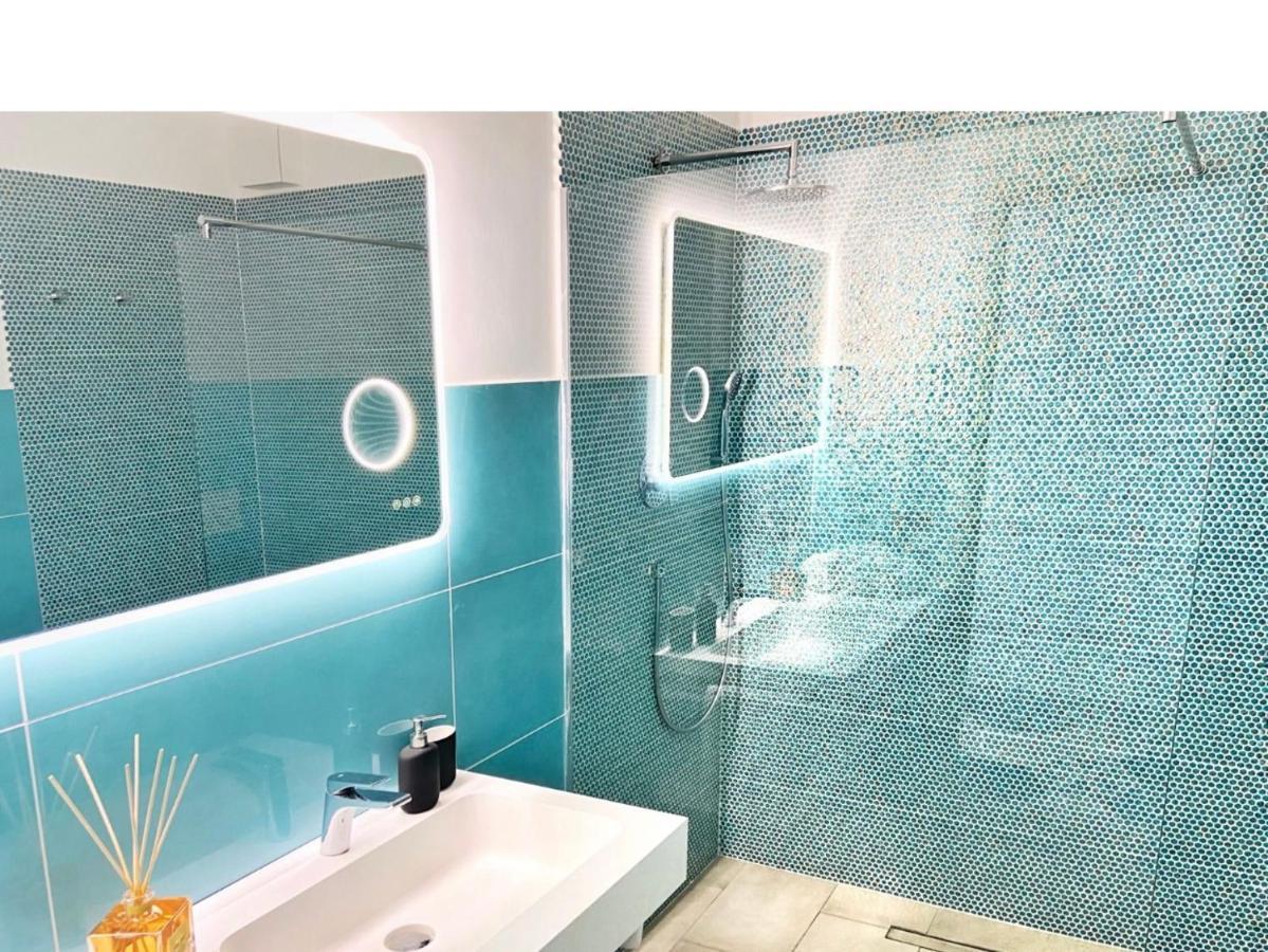 Suite Apartments Branco - Infinity Pool & Sea View - 5 Minuti Dal Centro Taormina Luaran gambar